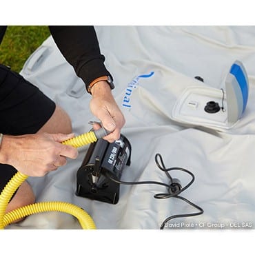Kit piscine ZODIAC Original ronde - Diamètre extérieur 9,50 m 10 Kit piscine ZODIAC 5 m gonfleur