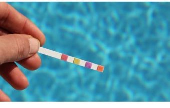 lg-b-test-eau-piscine